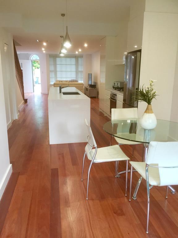 Villa Chic Townhouse In North Adelaide Esterno foto